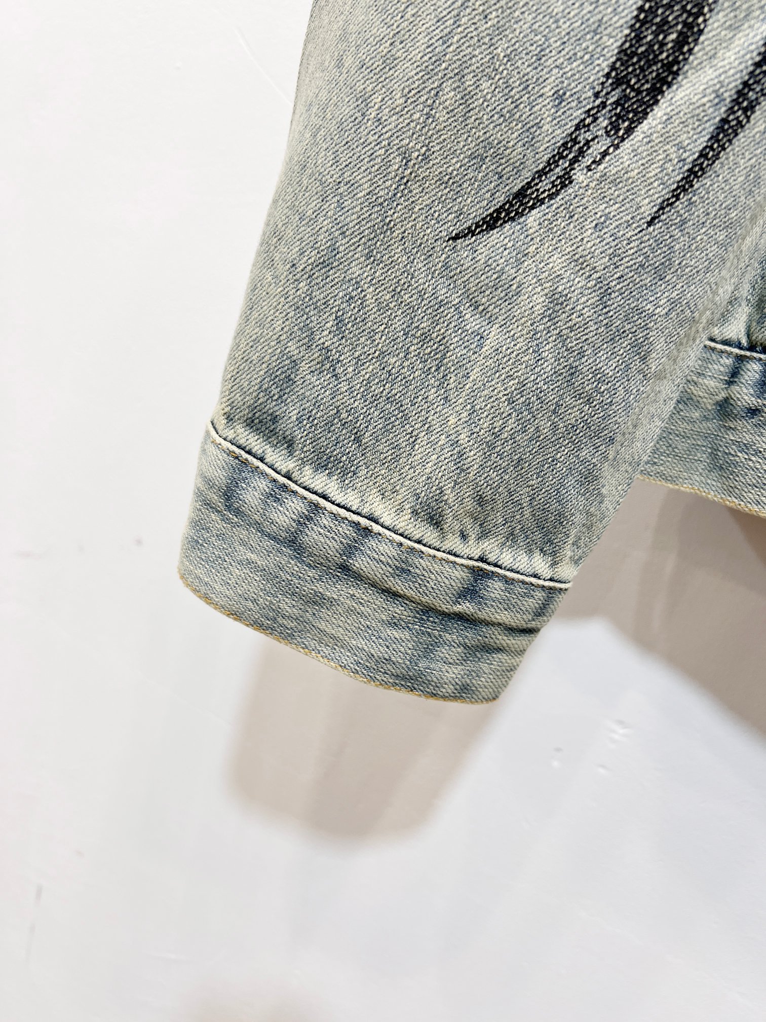 【BALENCIAGA】バレンシアガ デニムジャケット ご好評に付き再入荷！-BRAND OFF