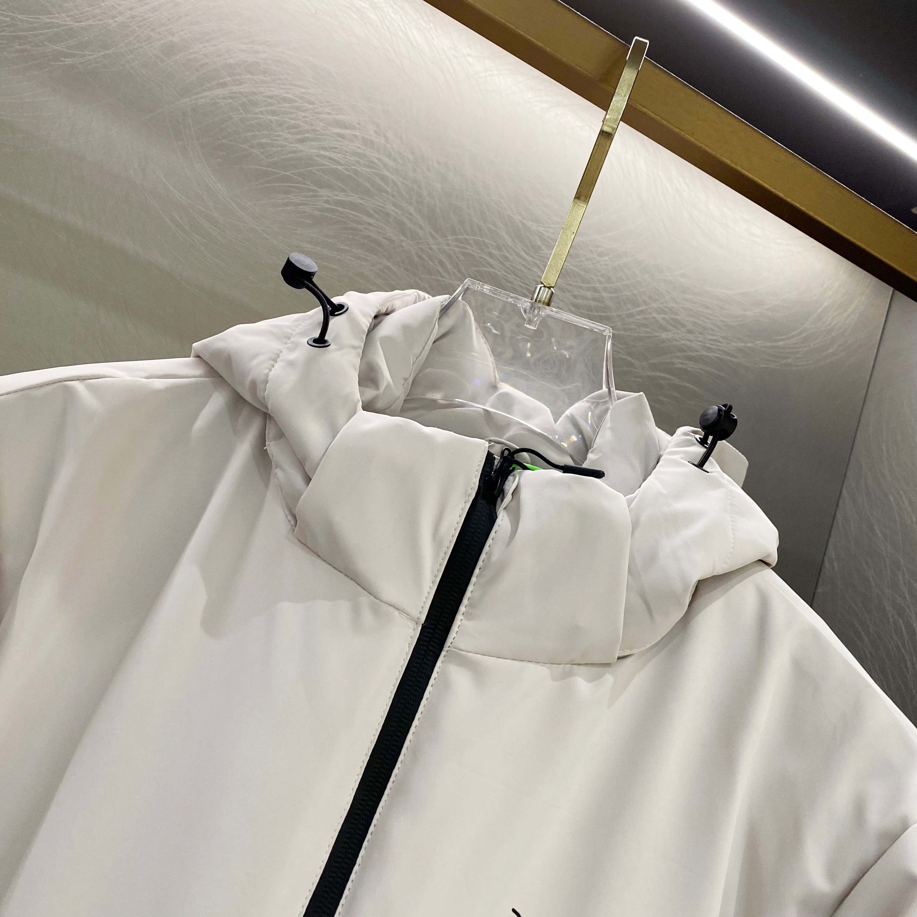 【ARC TERYX公式旗艦店】ダウンジャケット 男女兼用 ご好評に付き再入荷！-BRAND OFF