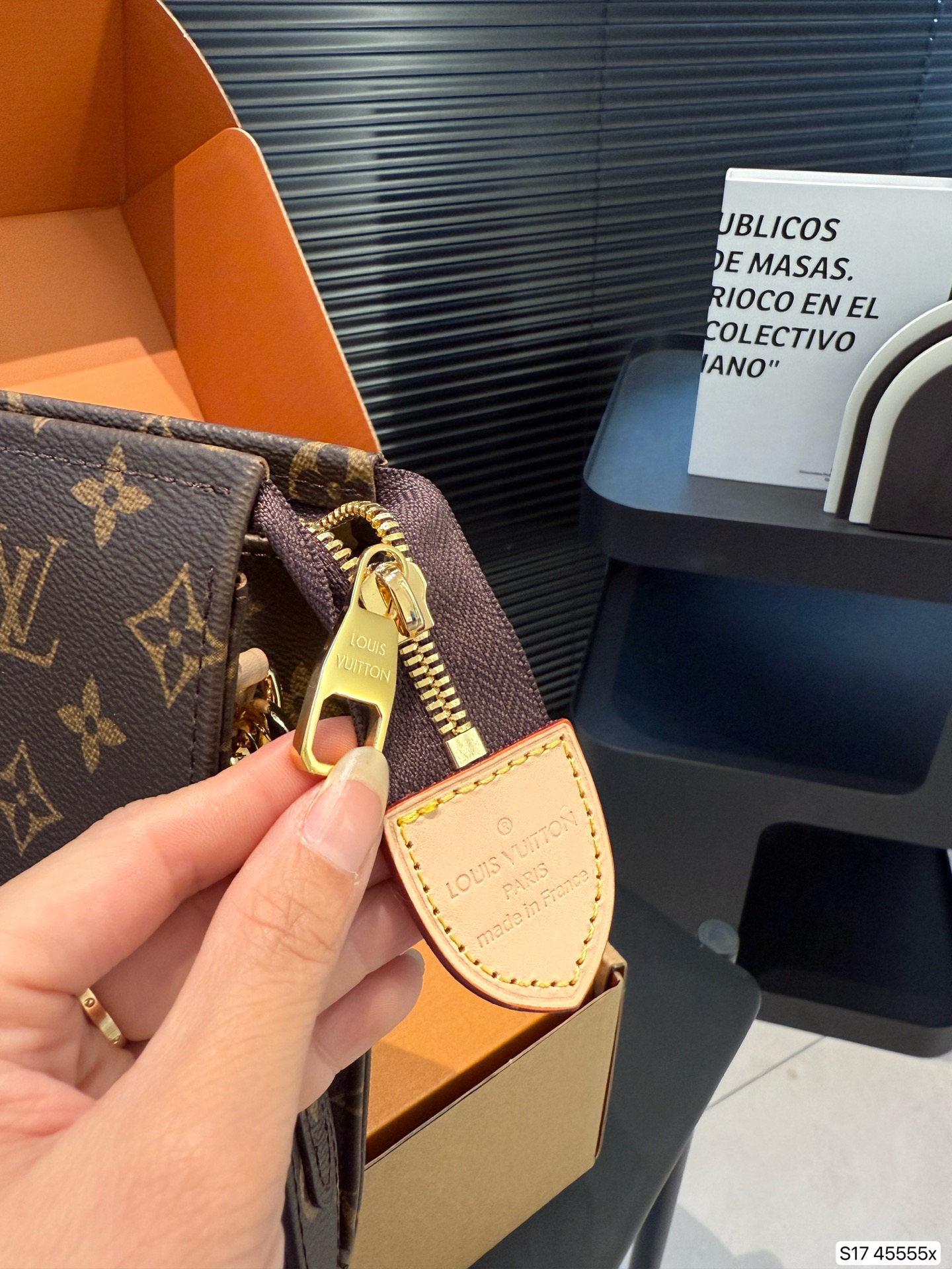 LOUIS VUITTON ルイヴィトン トイレタリーバッグ 化粧ポーチ-BRAND OFF