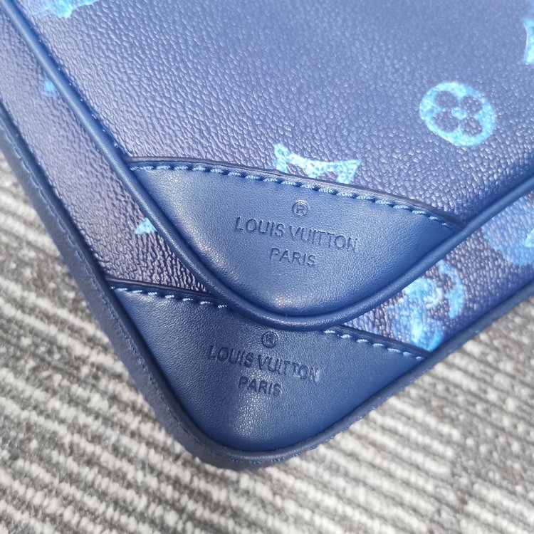 LouisVuitton ルイヴィトン メッセンジャー 3点セット お得 M57840-BRAND OFF