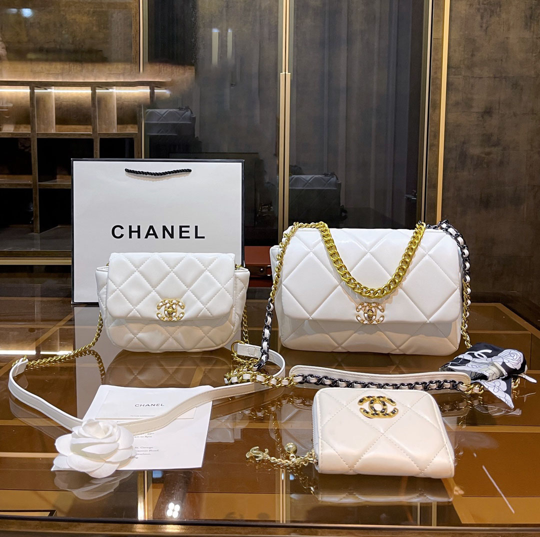 定番人気♪ ミニ マトラッセ【CHANEL】Mini Flap Bag3点セット お得-BRAND OFF