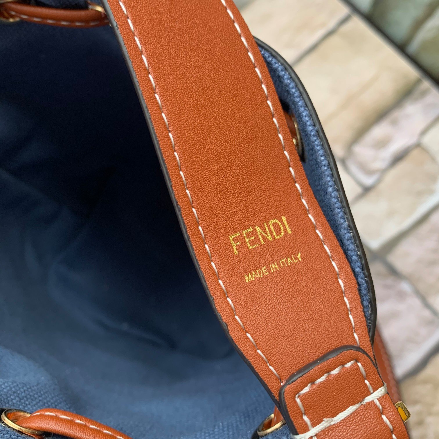 FENDI（フェンディ） メッセンジャーバッグ18X12X10CM-BRAND OFF