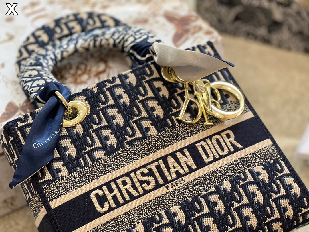 Diorディオールダイアモンドバッグ 21秋冬新作高級立体刺繍-BRAND OFF