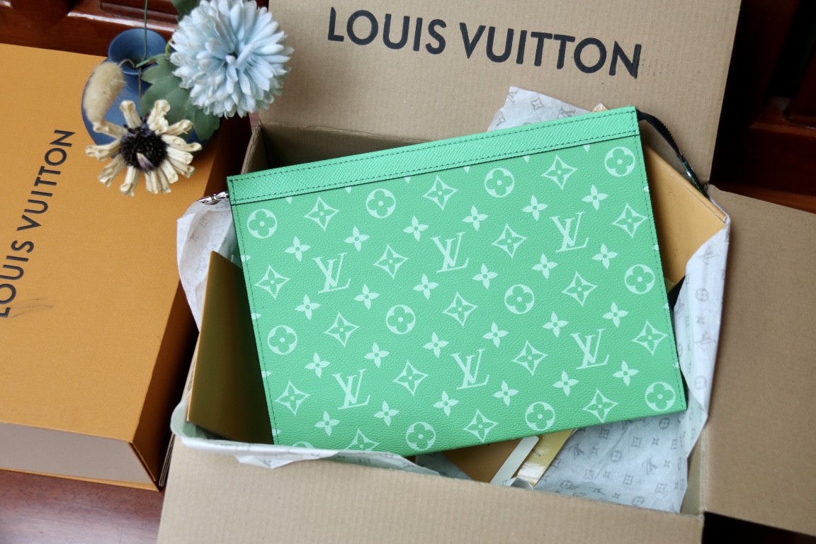 LOUIS VUITTON ルイヴィトン POCHETTE VOYAGE クラッチバッグ M83099-BRAND OFF