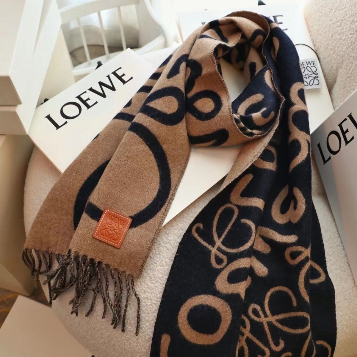 【LOEWE公式旗艦店】ロエベ スカーフ 限定発売 送料無料-BRAND OFF