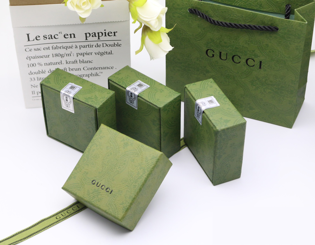 GUCCI エナメル インターロッキングG ブレスレット-BRAND OFF