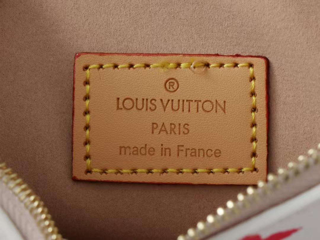 【LOUIS VUITTON旗艦店】ルイ・ヴィトン  LV x TM CARRYALL M13661-BRAND OFF