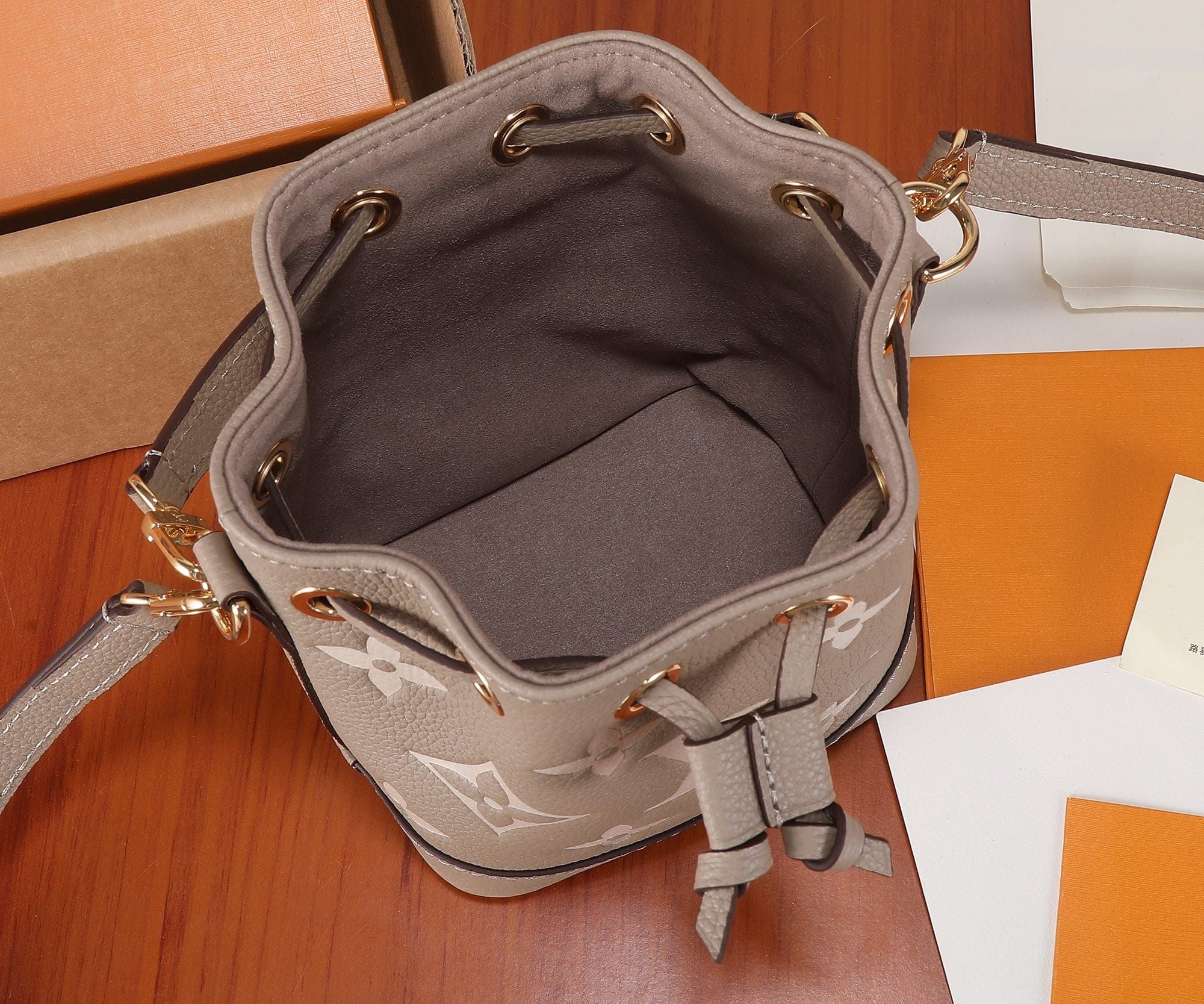 LOUIS VUITTON新作 モノグラム・アンプラント ナノ・ノエ M46291-BRAND OFF