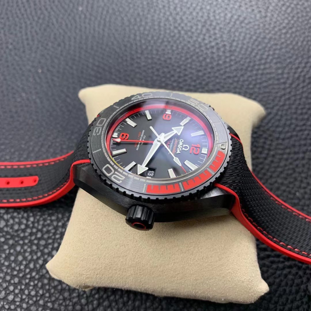Omega Seamaster Planet Ocean Master Chronometer GMT Deep Black 215.92.46.22.01.003-BRAND OFF