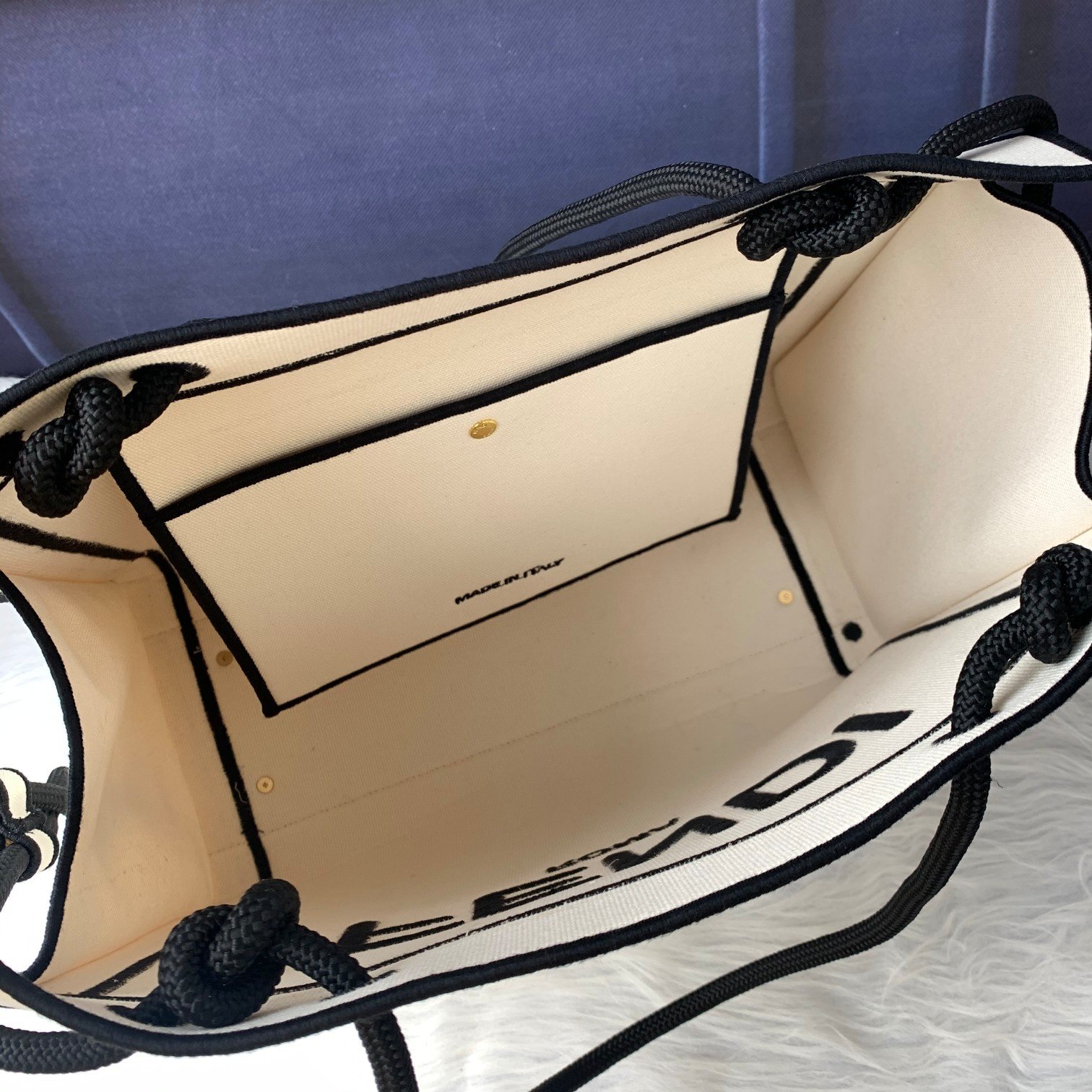 FENDI（フェンディ） ショルダーバッグ 36X13X27CM-BRAND OFF
