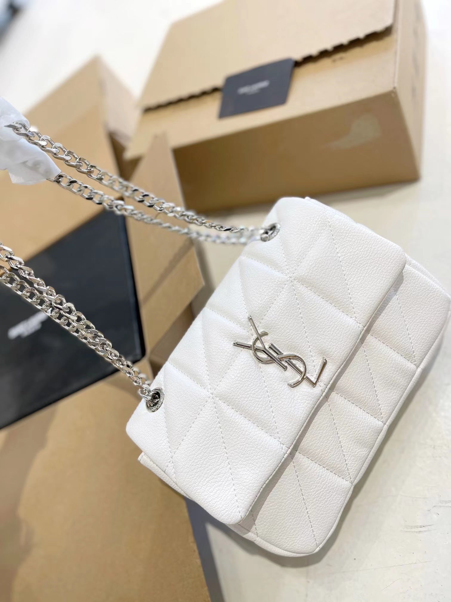 👜Ysl Niki フラップメッセンジャーバッグ 黒と白-BRAND OFF