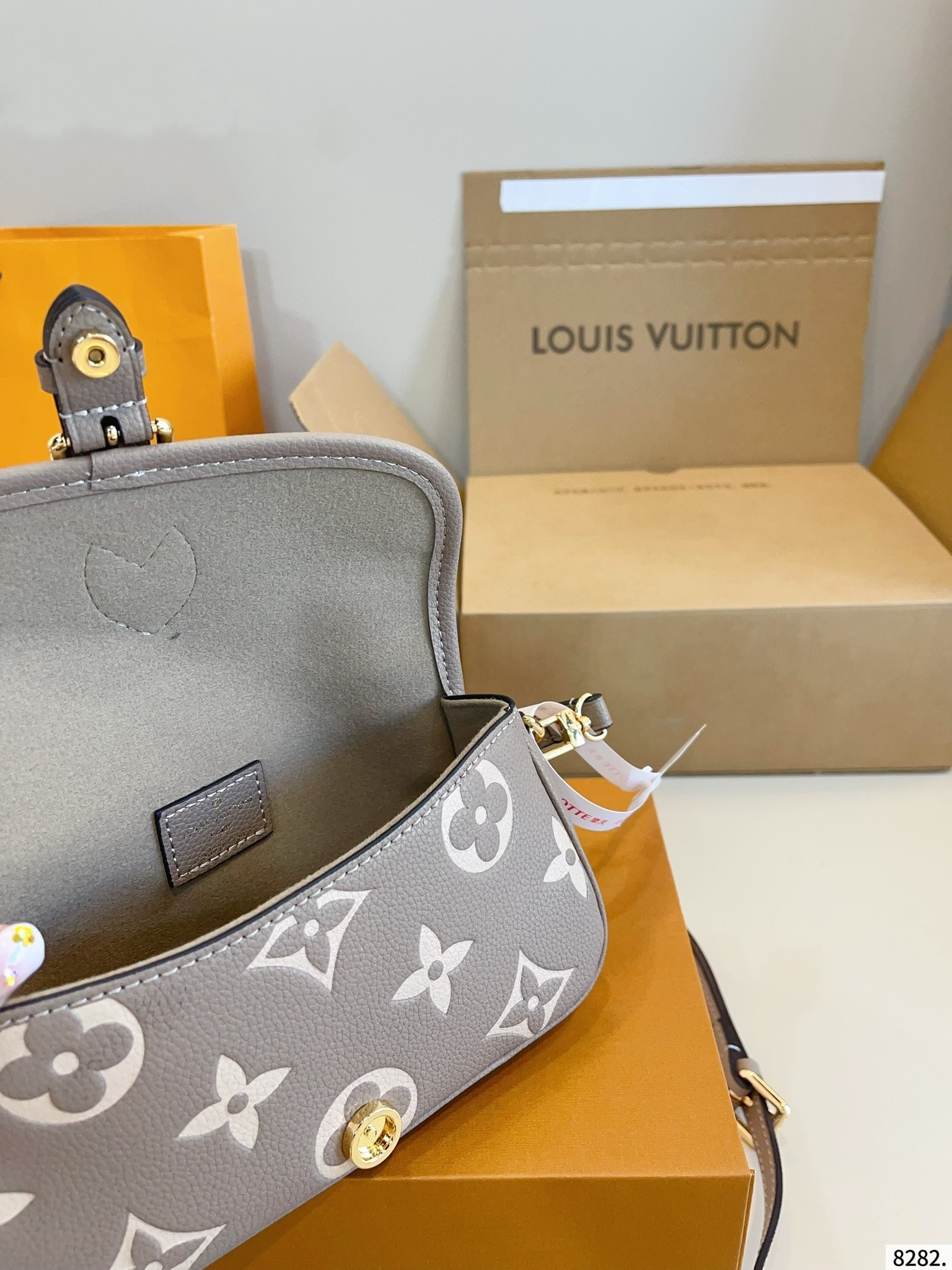 LOUIS VUITTON ルイヴィトン  SPEEDY 20 ショルダーバッグ-BRAND OFF