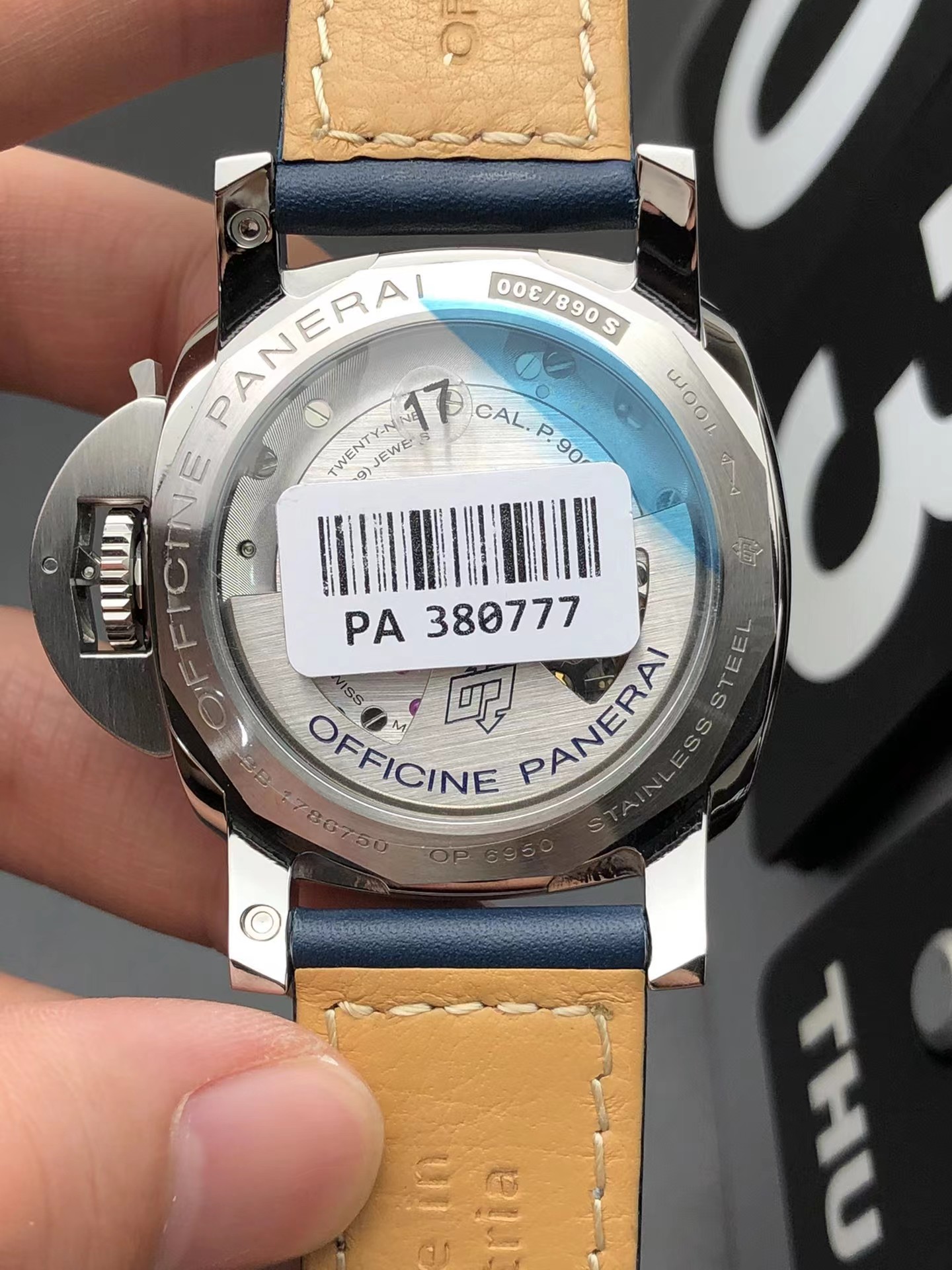 パネライ ルミノール 1950 3デイズ GMT オートマチック PAM00688-BRAND OFF