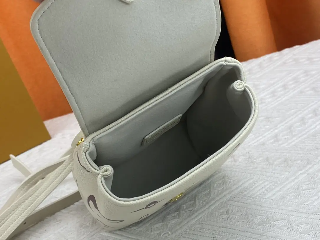 Louis Vuitton◇新しい小さなバックパックが発売されました M80738 80783 45764 81353-BRAND OFF