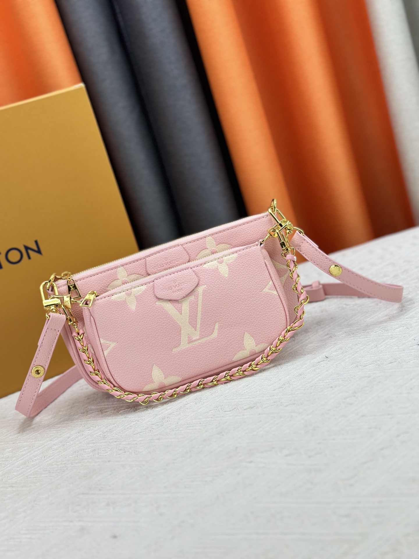 LOUIS VUITTON ルイヴィトン スリーピースのショルダーバッグ-BRAND OFF