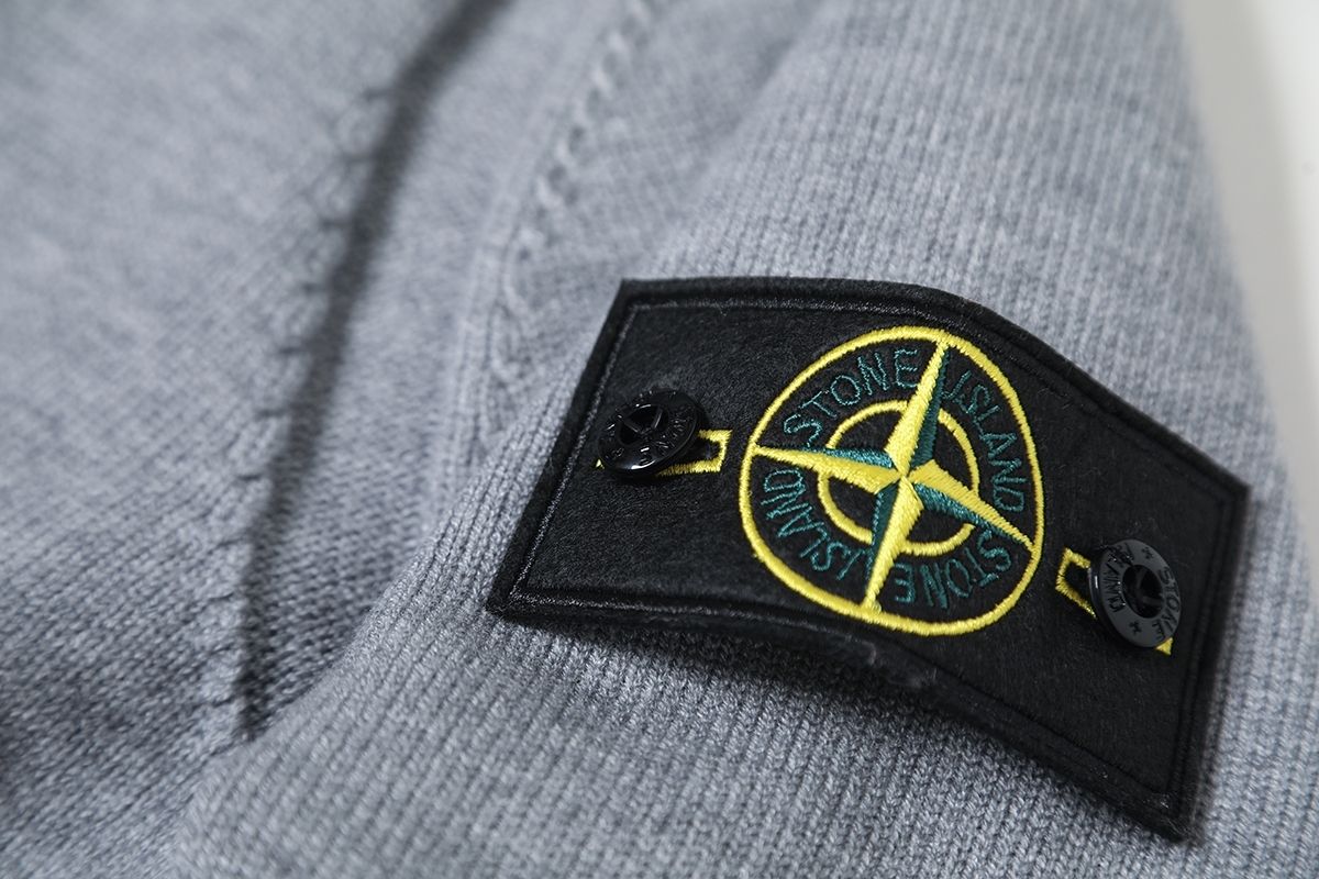 【STONE ISLAND旗艦店】 セーター 男女兼用 ご好評に付き再入荷！-BRAND OFF