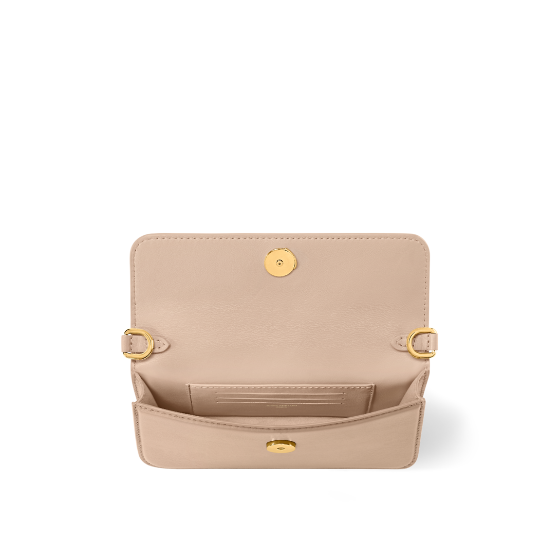 LOUIS VUITTON★ ルイヴィトン WALLET ON CHAIN LV BLOOM 4色-BRAND OFF