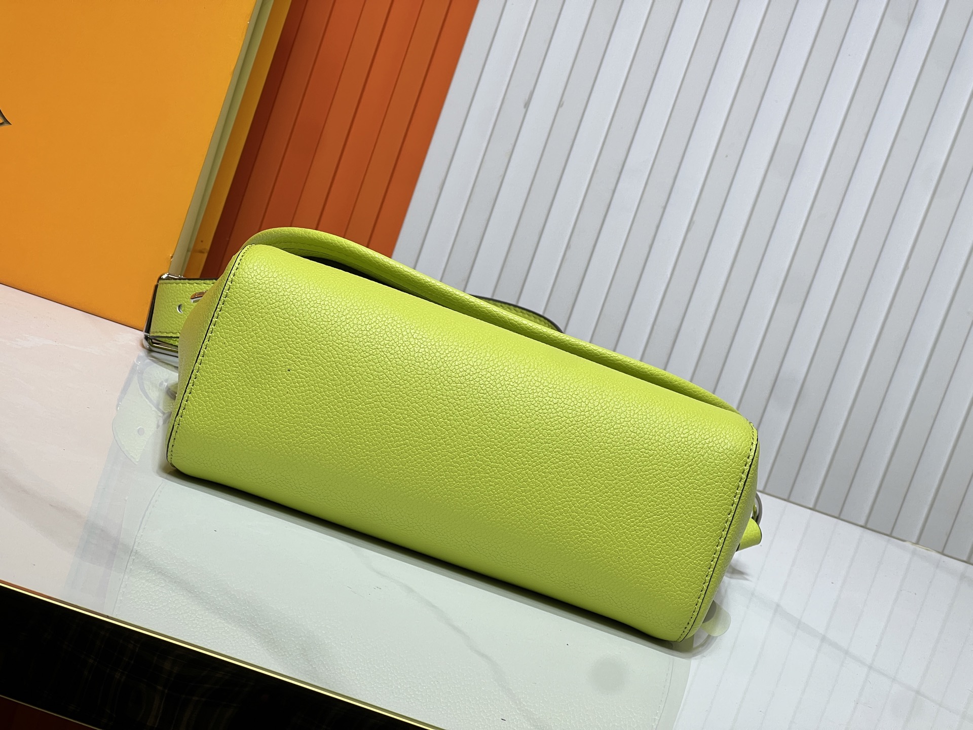 LOUIS VUITTON ルイヴィトン PULSE ショルダーバッグ M14079-BRAND OFF