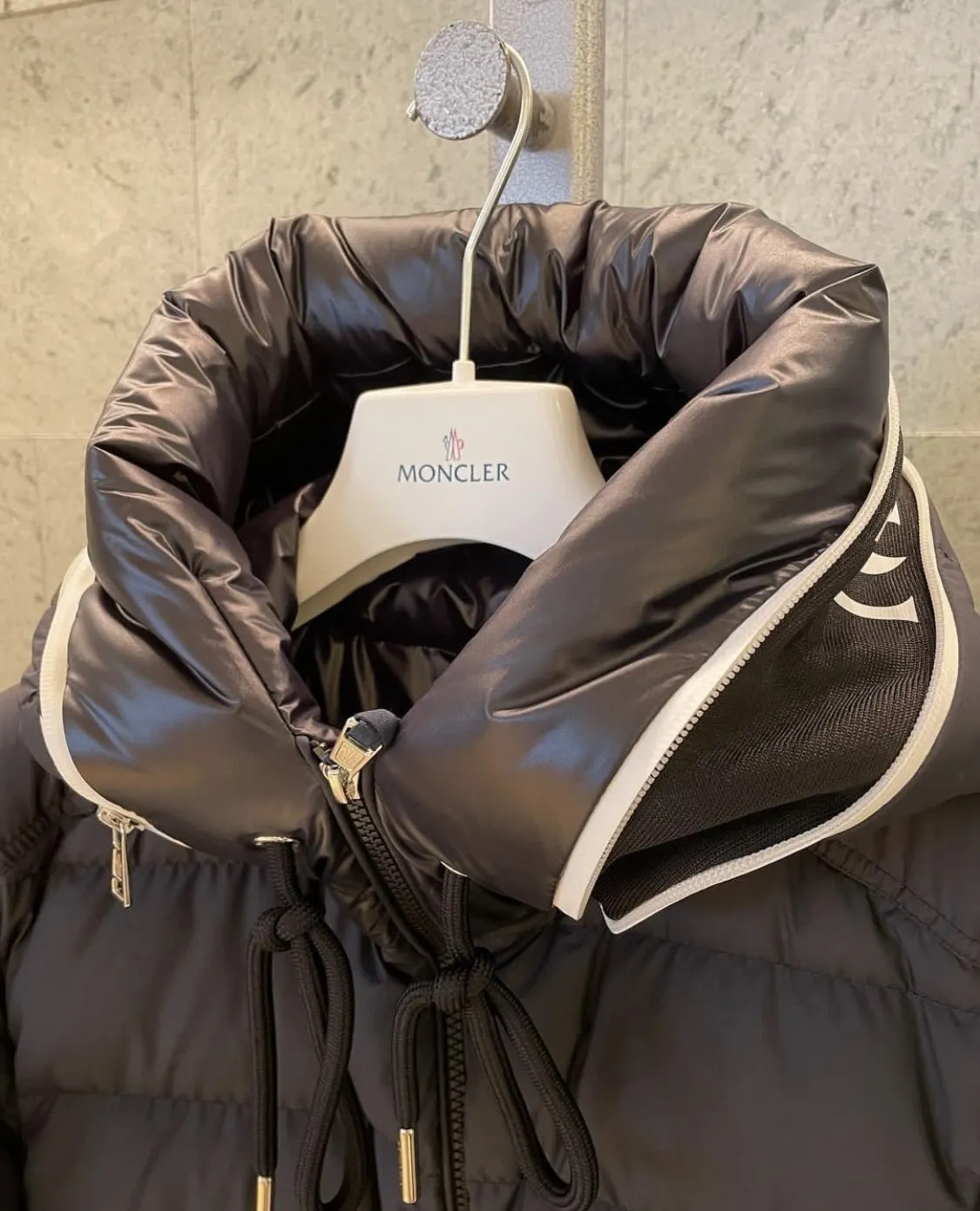 MONCLER モンクレール ショートダウンジャケット-BRAND OFF