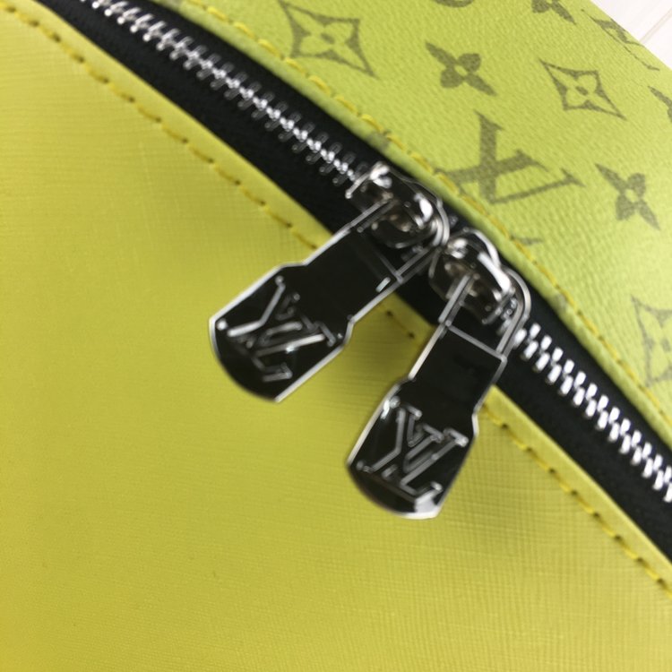 LouisVuitton ルイヴィトン パックバッグ M30230 DISCOVERY 40x30x20cm-BRAND OFF