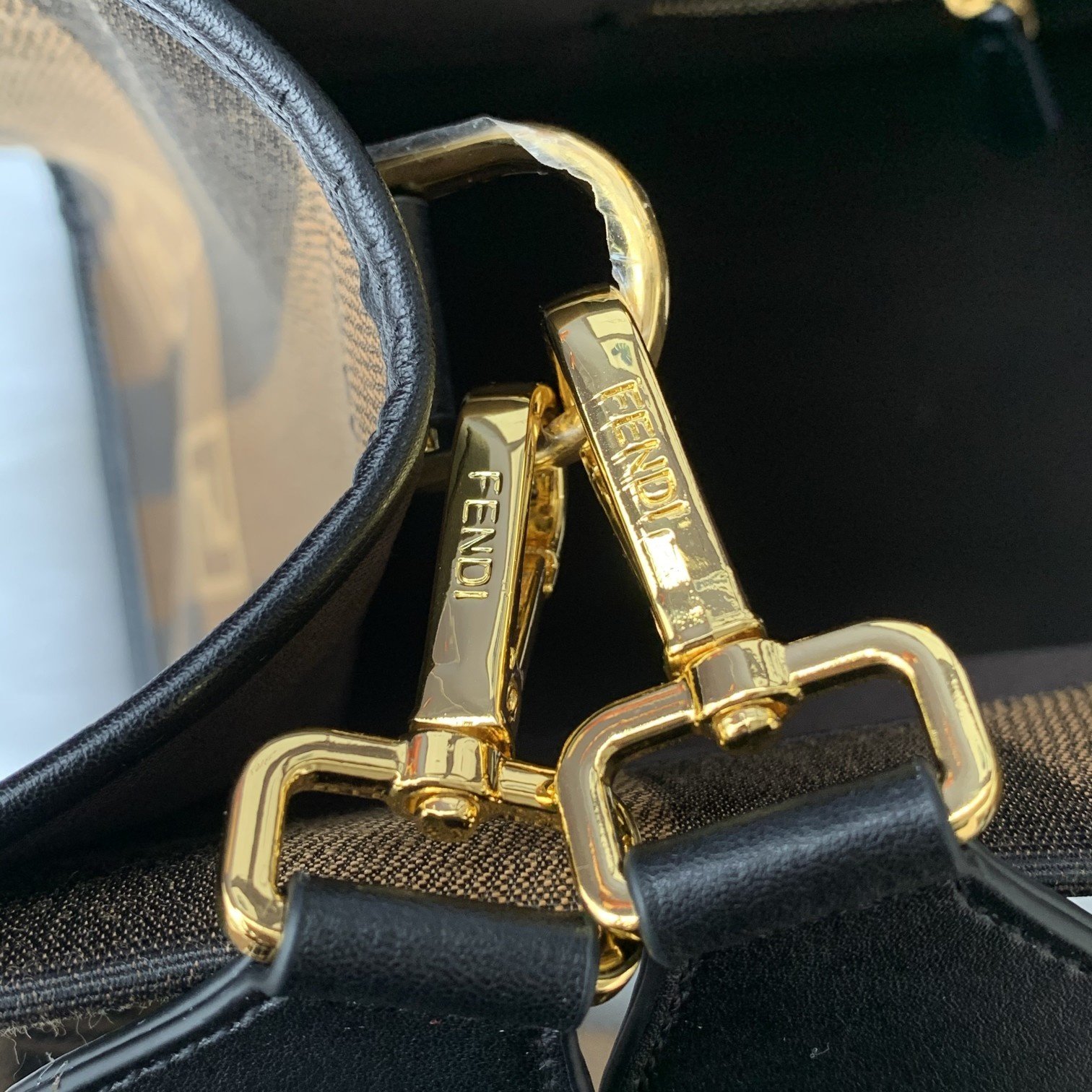 FENDI（フェンディ） ハンドバッグ 40.5X21.5X35CM-BRAND OFF