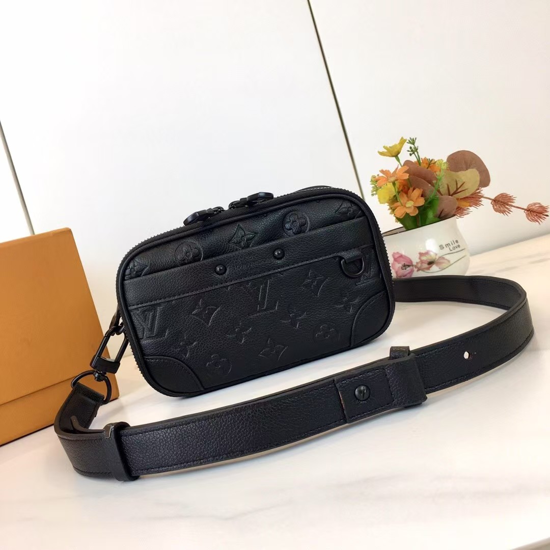 【LOUIS VUITTON旗艦店】ルイヴィトン NANO ALPHA ミニショルダーバッグ M82544-BRAND OFF
