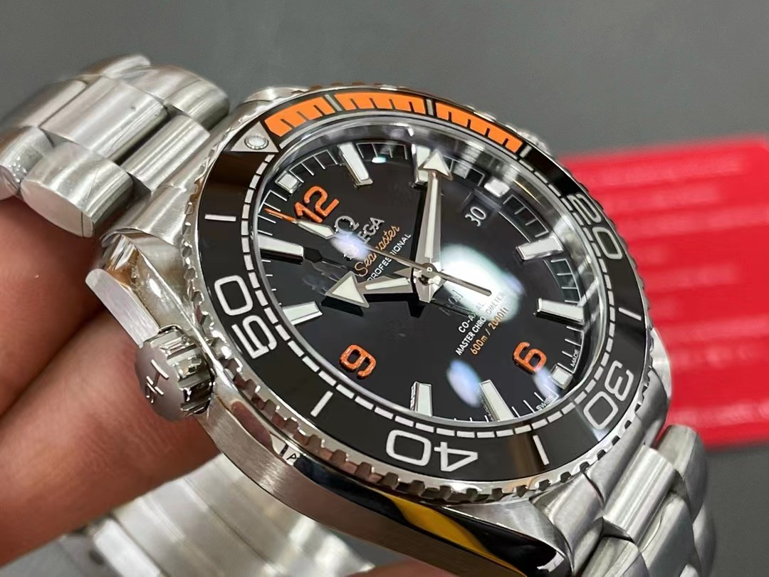 Omega Seamaster Planet Ocean Co-Axial Master Chronometer 215.30.44.21.01.002-BRAND OFF