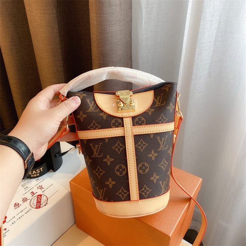 Louis Vuitton ダッフルバッグ MONOGRAM バケットバッグM43587-BRAND OFF