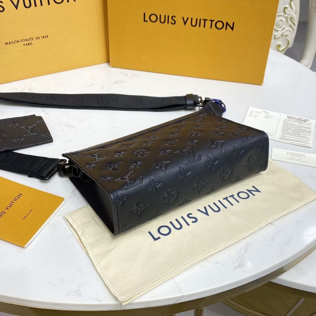 LOUIS VUITTON（ルイヴィトン）GASTON クロスボディバッグ M81124-BRAND OFF