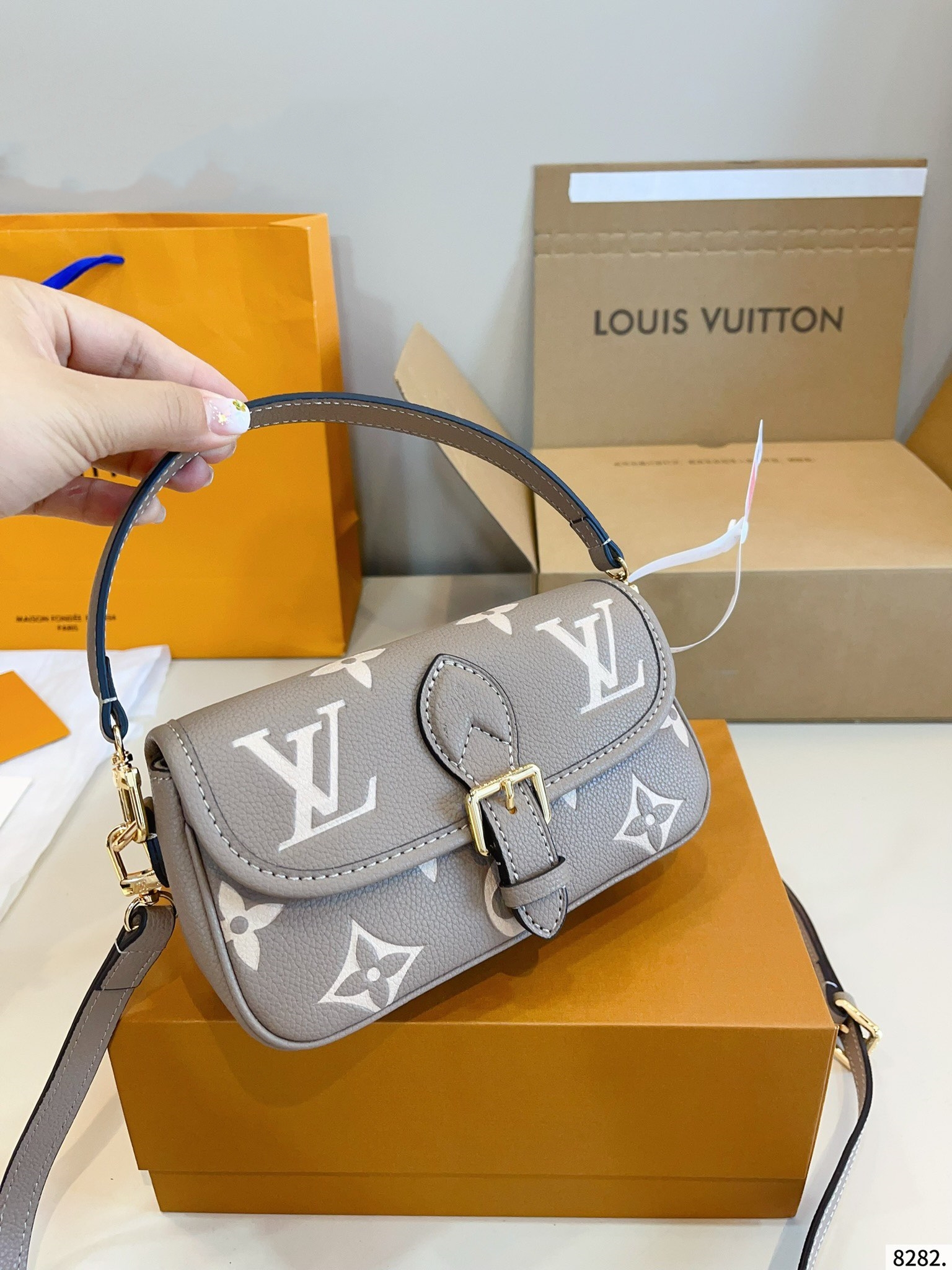LOUIS VUITTON ルイヴィトン  SPEEDY 20 ショルダーバッグ-BRAND OFF