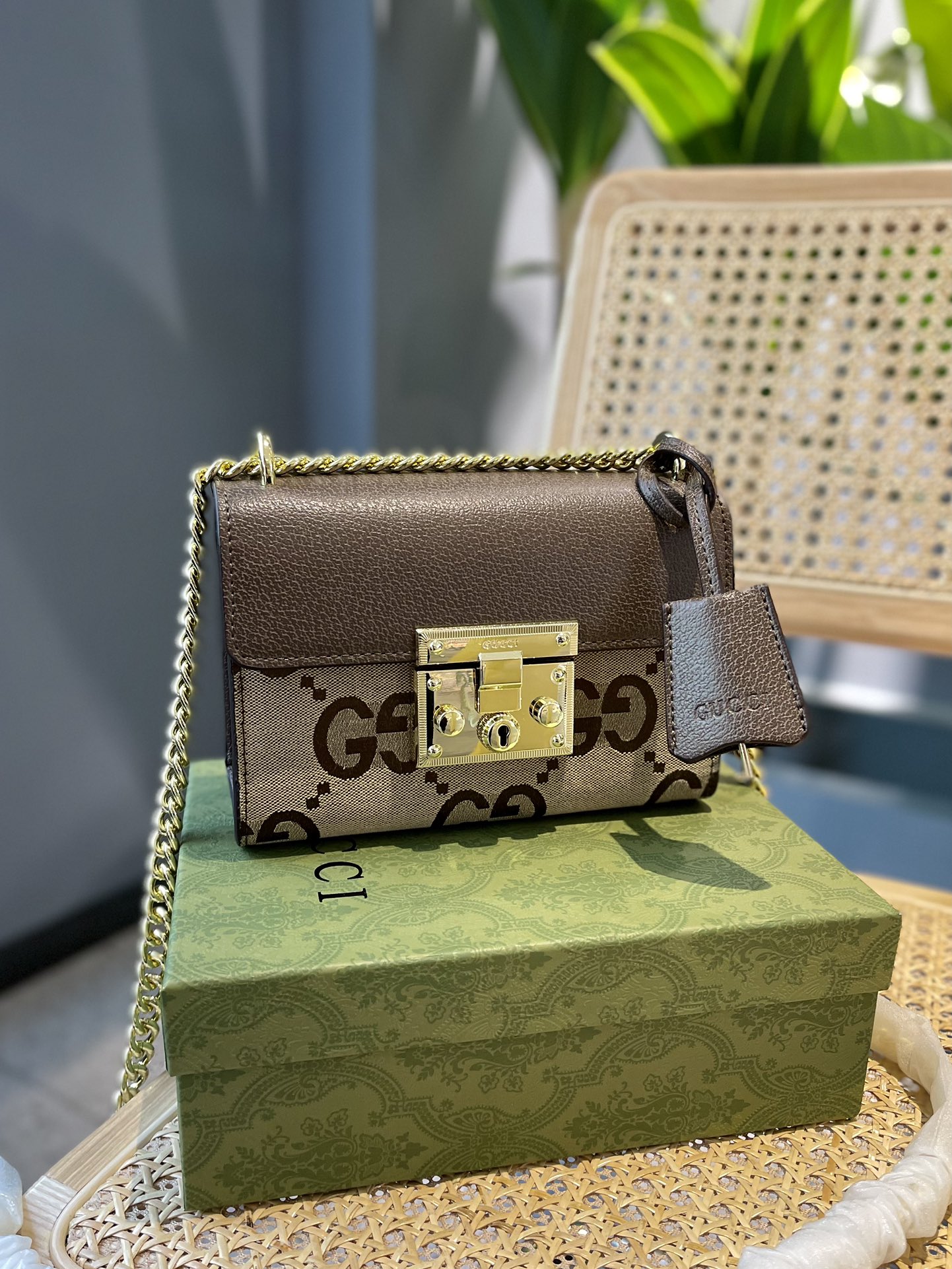 GUCCI（グッチ）Padlock ショルダーバッグ-BRAND OFF