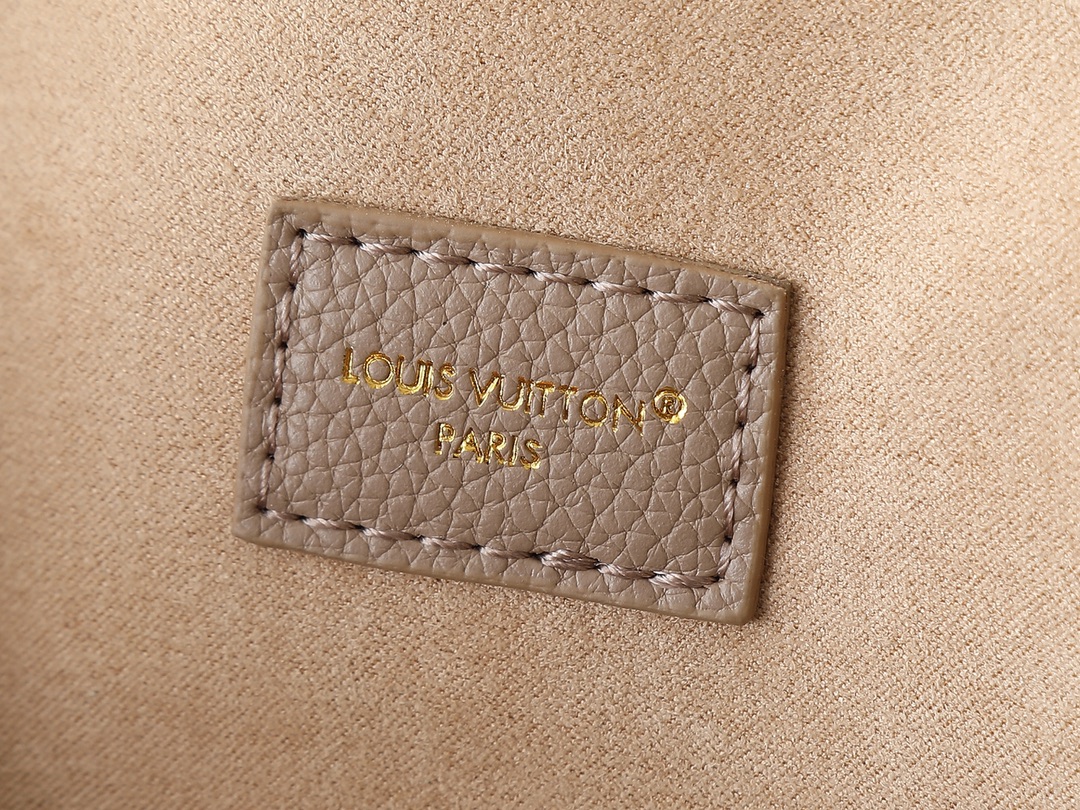 LOUIS VUITTON ルイヴィトン Anytime Flap Bag バッグ M14604 M14973-BRAND OFF
