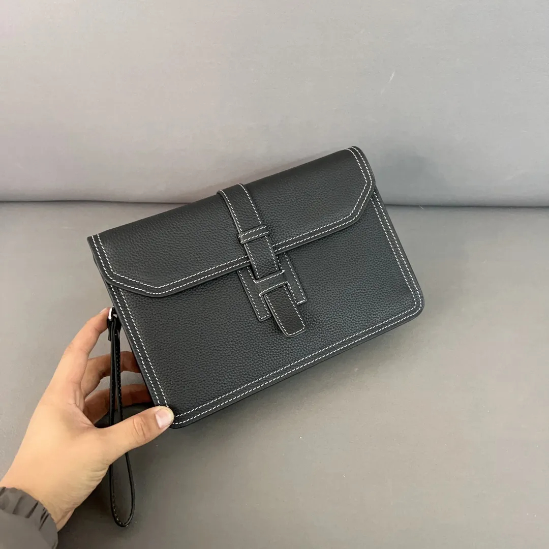 【HERMES 公式旗艦店】エルメス クラッチバッグ 当日出荷 好評に付き再入荷！26*16*4CM-BRAND OFF