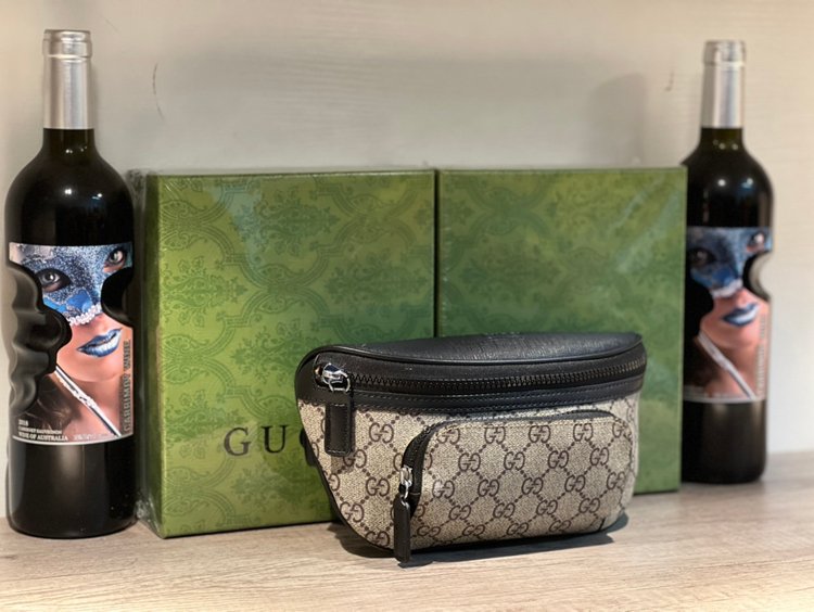 GUCCI(グッチ) GGスプリーム ベルトバッグ 2色-BRAND OFF