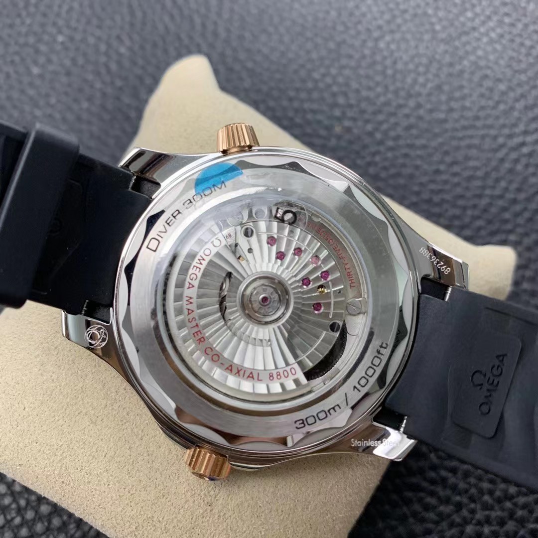 Omega Seamaster Diver 300M Co-Axial Master Chronometer 210.22.42.20.01.002-BRAND OFF