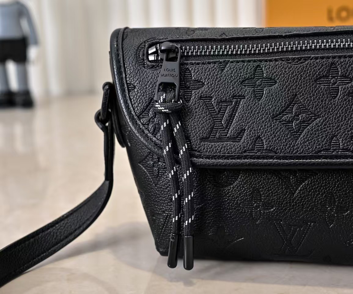 【LOUIS VUITTON旗艦店】ルイ・ヴィトン★PULSE★ミニバッグ M12636-BRAND OFF