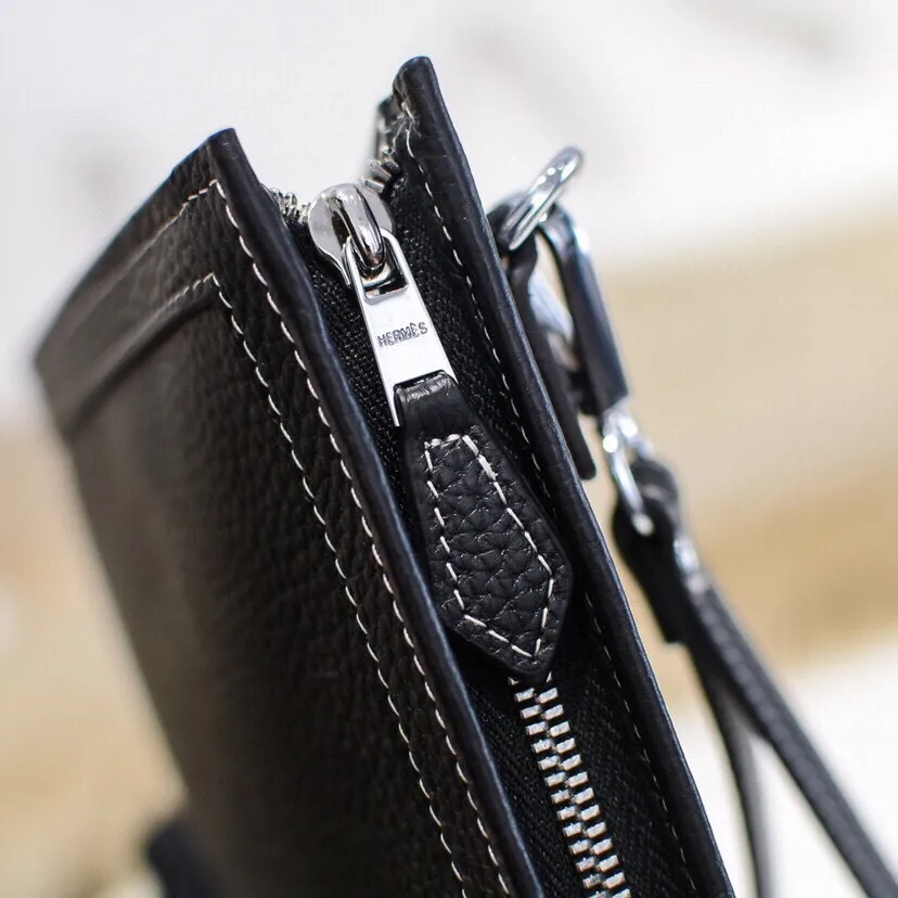 【HERMES 公式旗艦店】エルメス クラッチバッグ 当日出荷 好評に付き再入荷！26*16*4CM-BRAND OFF