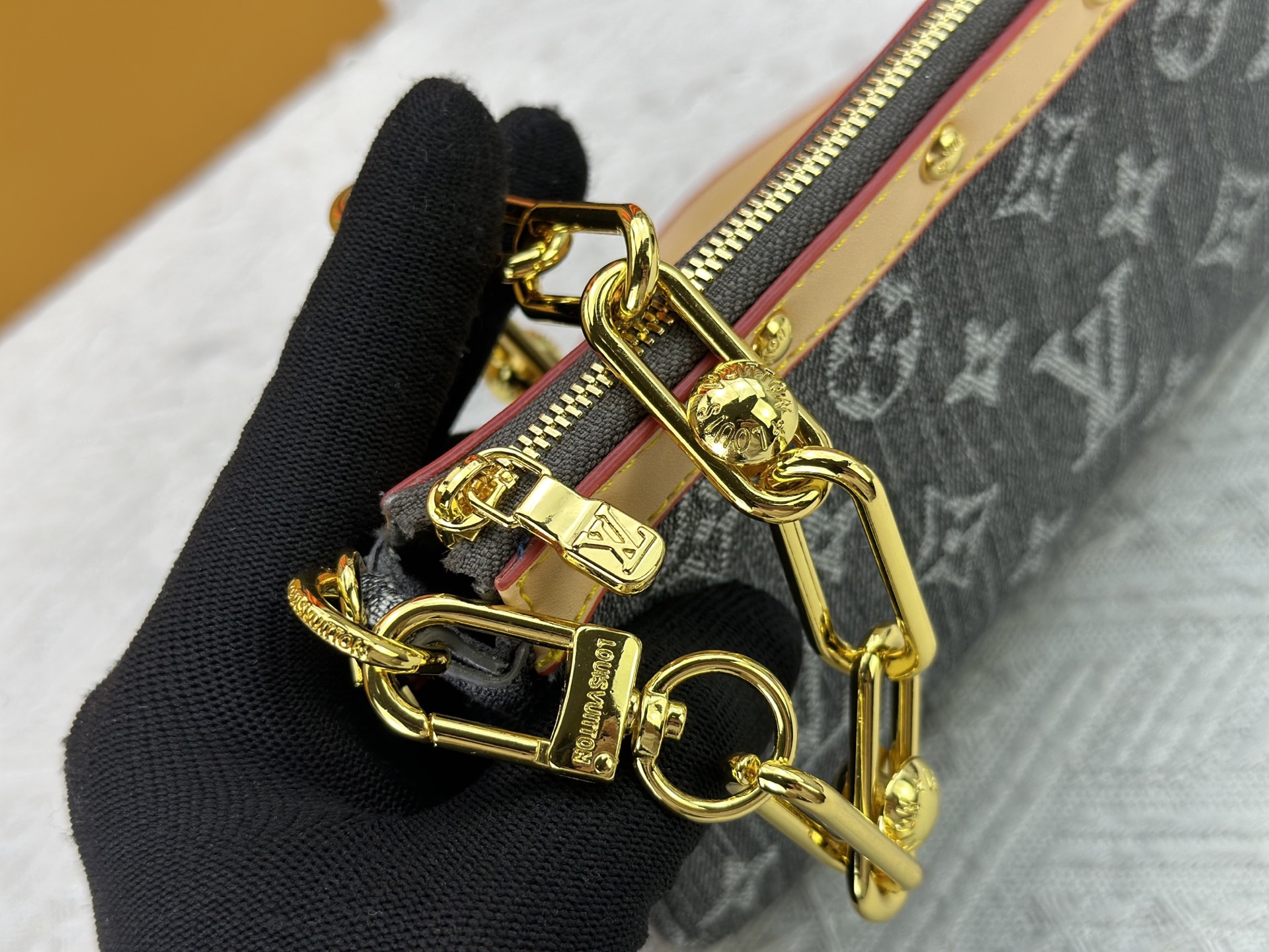 LOUIS VUITTON ルイヴィトン Pochette Accessoires デニムバッグ M13404-BRAND OFF