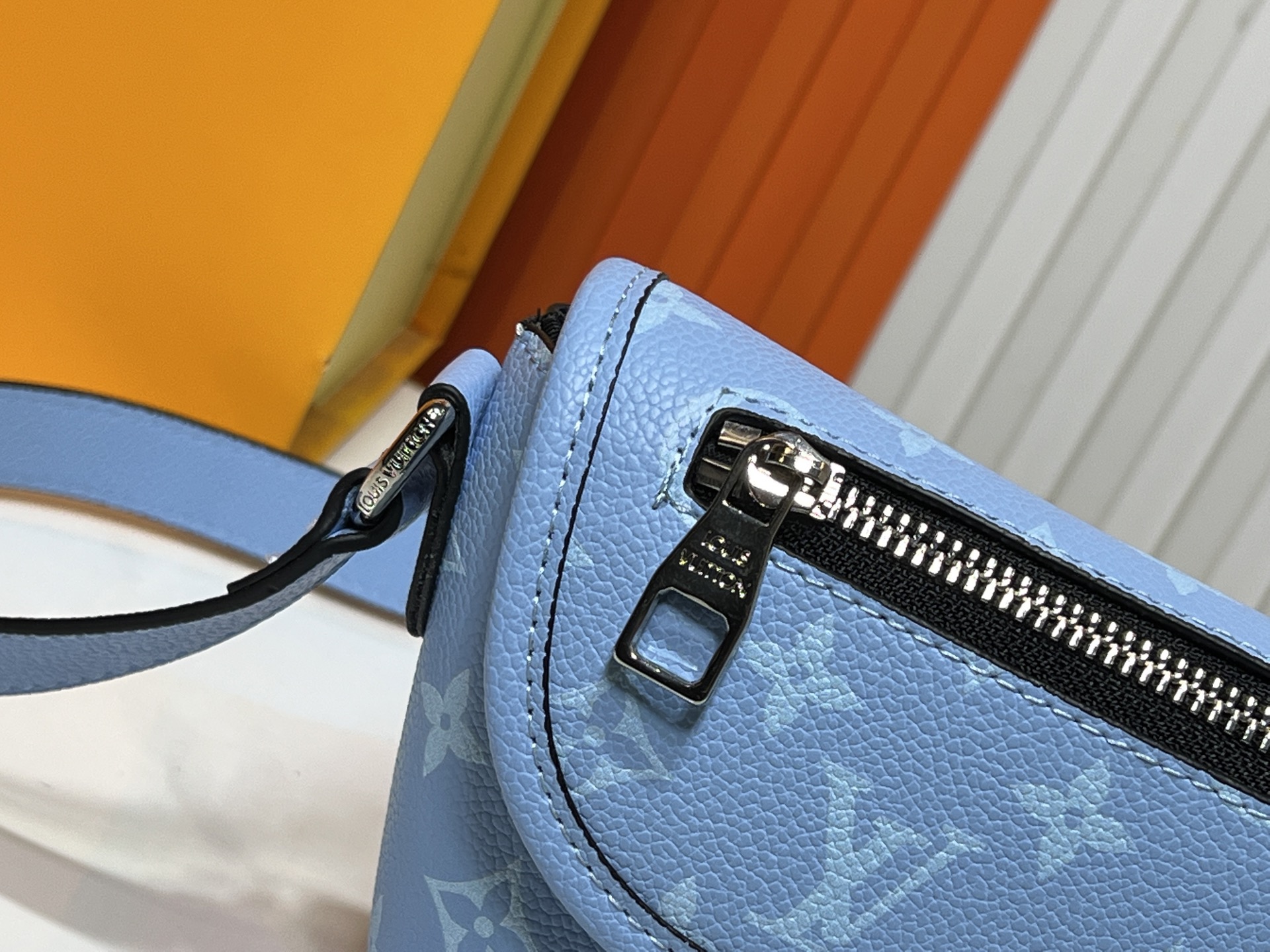 LOUIS VUITTON ルイヴィトン PULSE ショルダーバッグ M14116-BRAND OFF