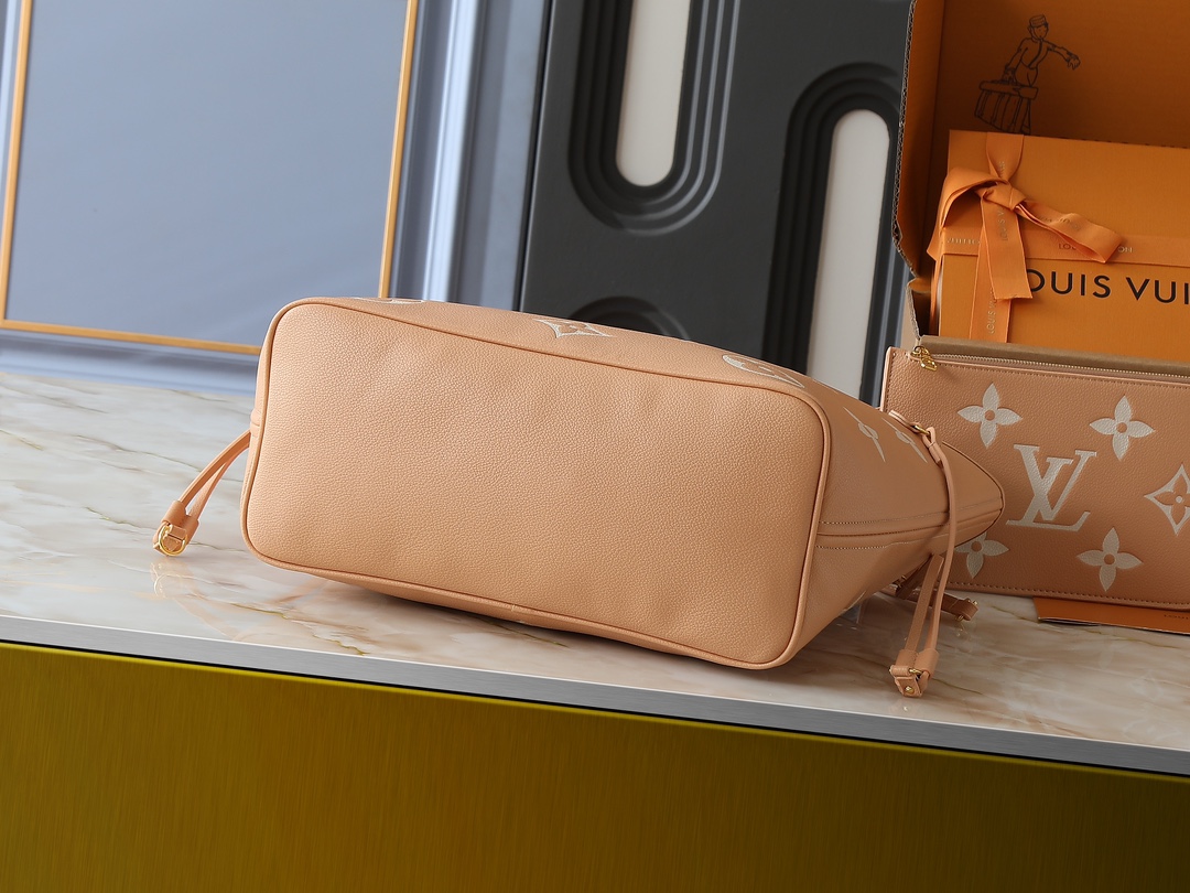 LOUIS VUITTON（ルイヴィトン）Neverfull ミドルサイズのハンドバッグ-BRAND OFF