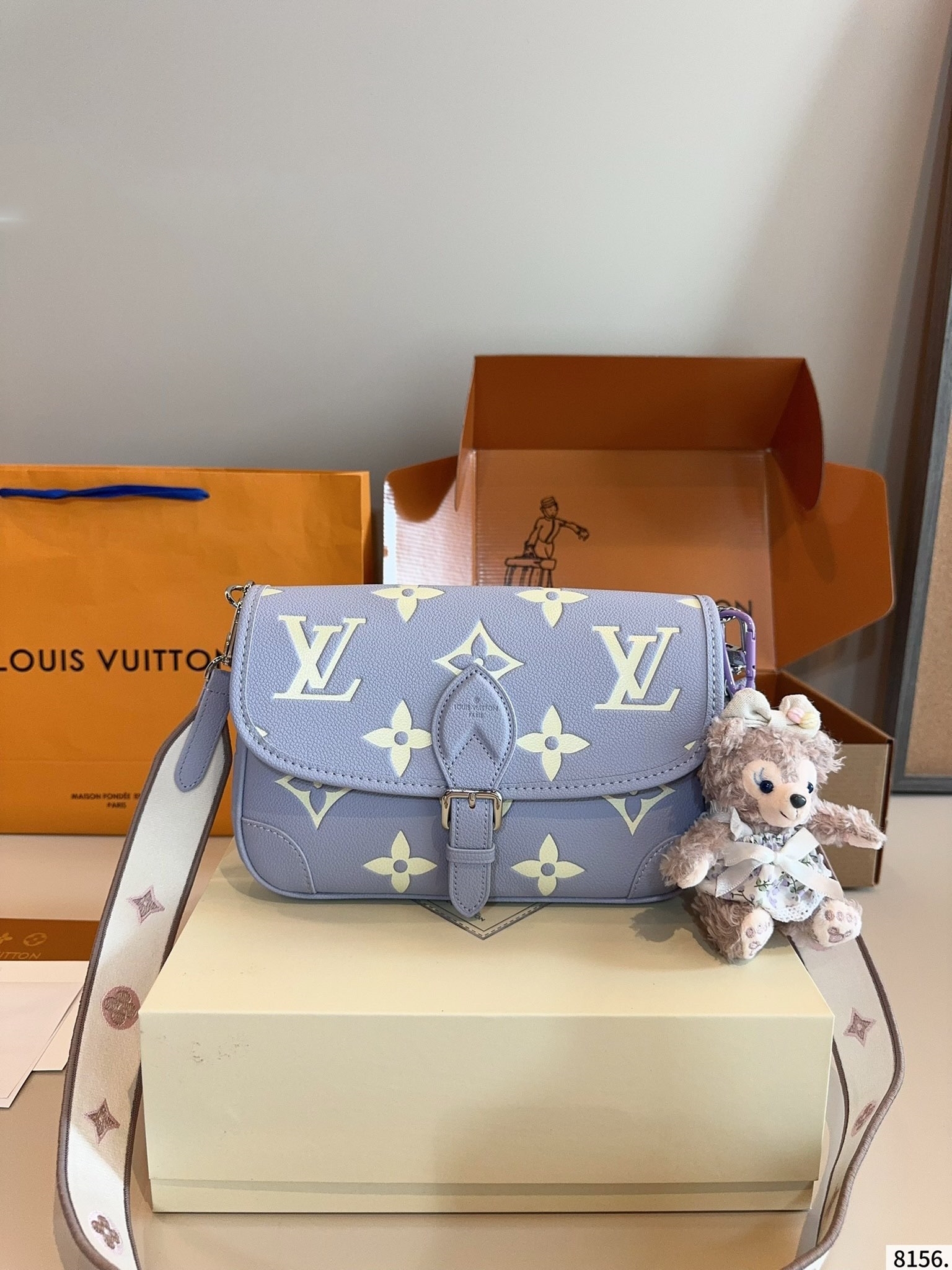 LOUIS VUITTON ルイヴィトン ★大人気 Diane ショルダーバッグ-BRAND OFF