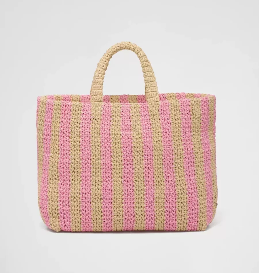 【PRADA】パリ限定！長澤まさみさん着用！夏らしいムードの大人気のラフィアトートバッグ！！-BRAND OFF