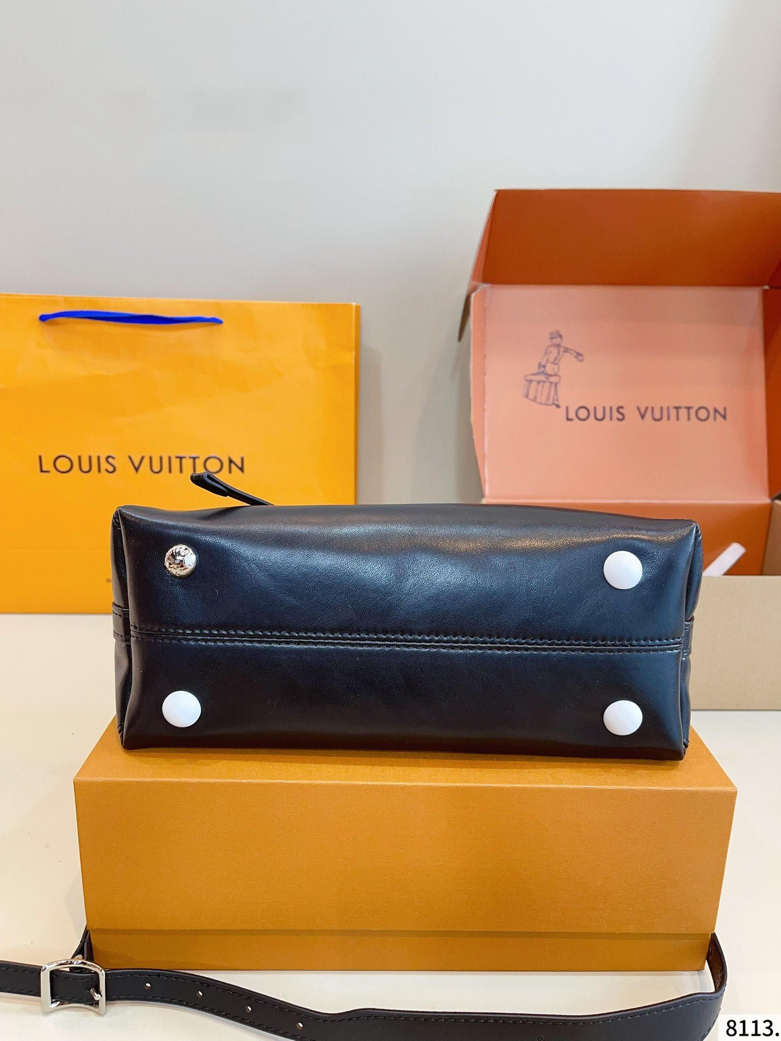 LOUIS VUITTON ルイヴィトン CARRYALL BB クロスボディバッグ-BRAND OFF