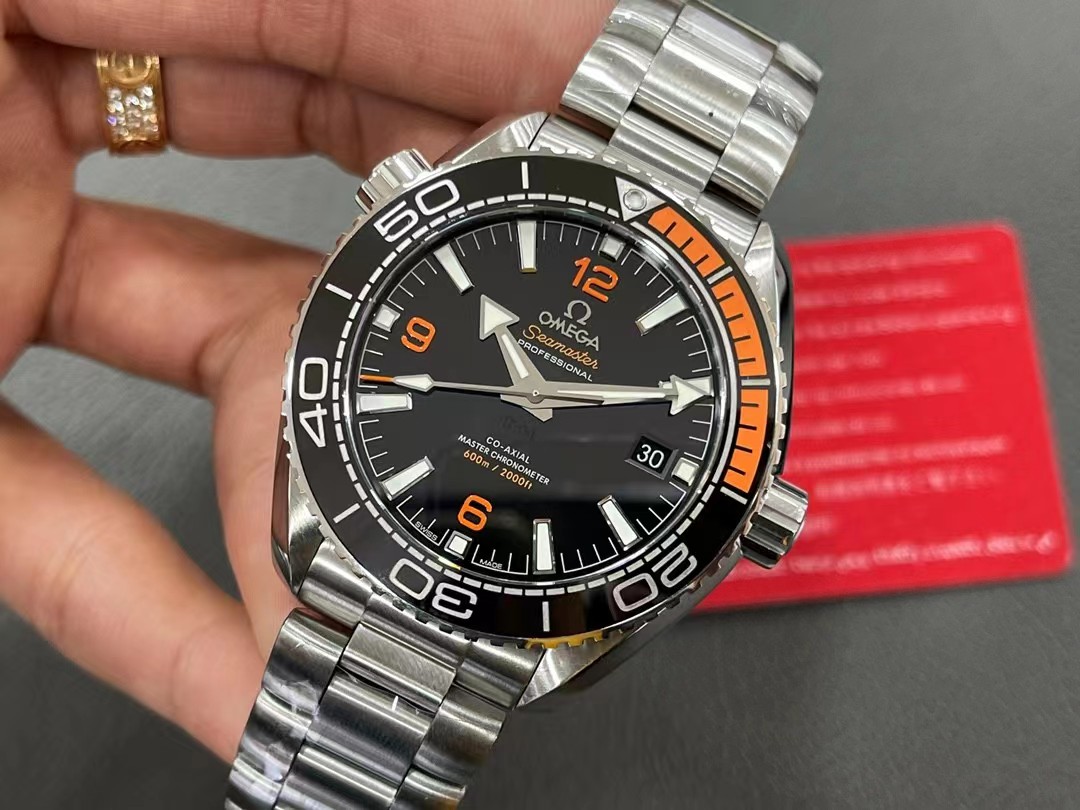Omega Seamaster Planet Ocean Co-Axial Master Chronometer 215.30.44.21.01.002-BRAND OFF