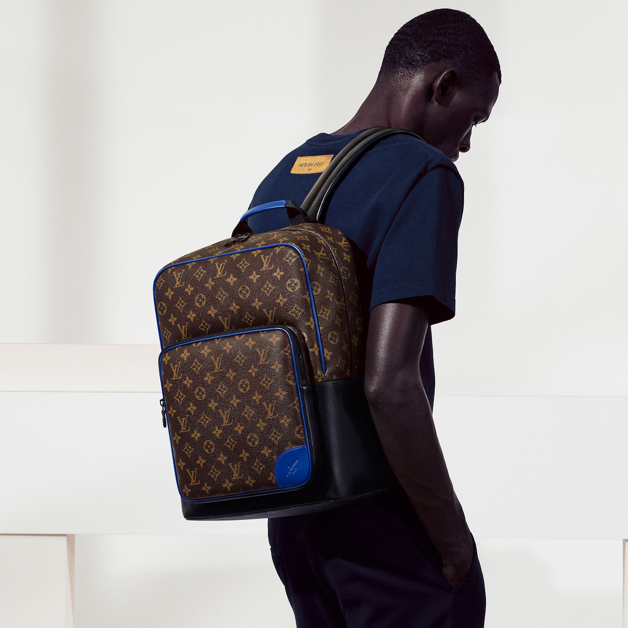Louis Vuitton　M45867  ディーン・バックパック-BRAND OFF