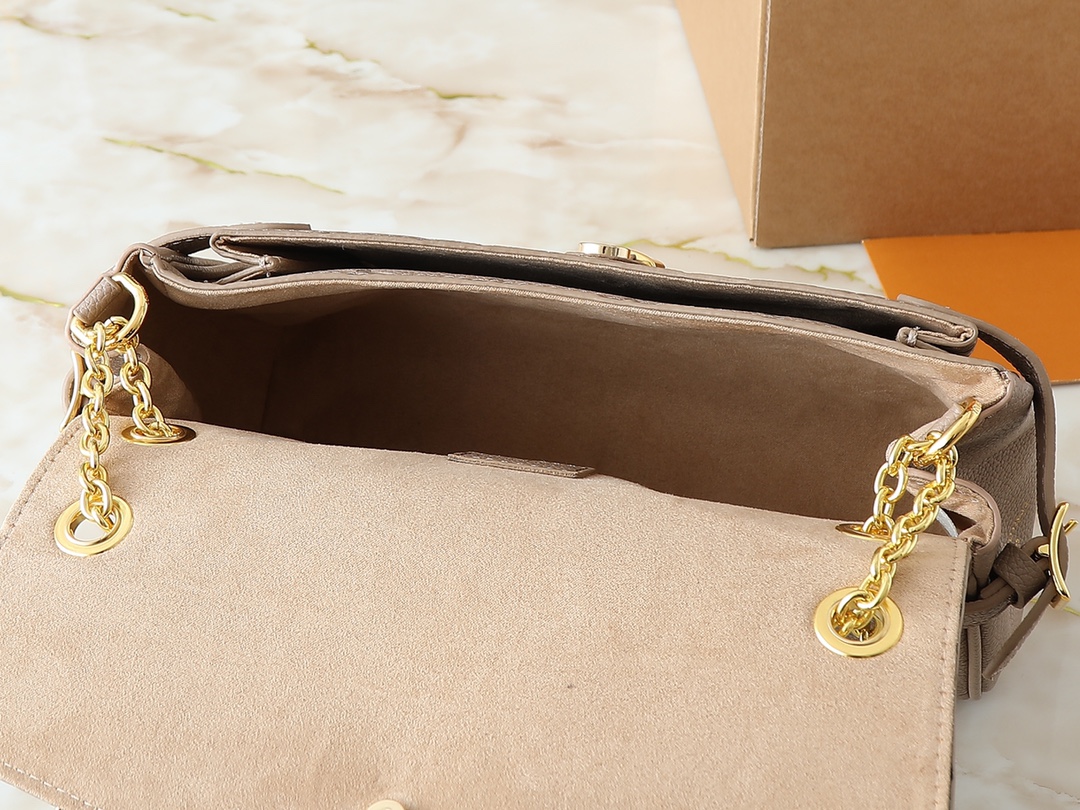 LOUIS VUITTON ルイヴィトン Anytime Flap Bag バッグ M14604 M14973-BRAND OFF