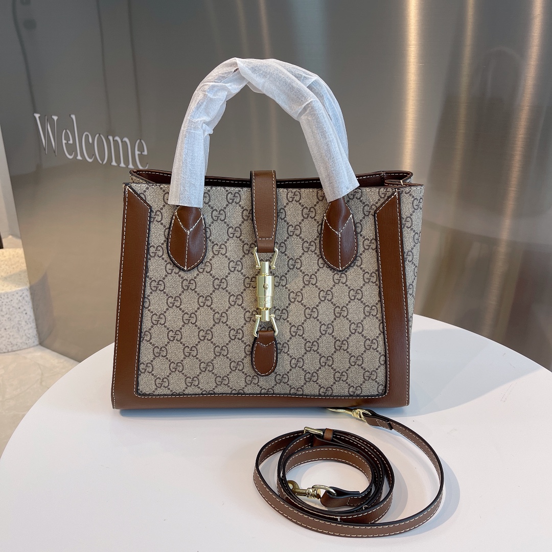 GUCCI メッセンジャーバッグ-BRAND OFF