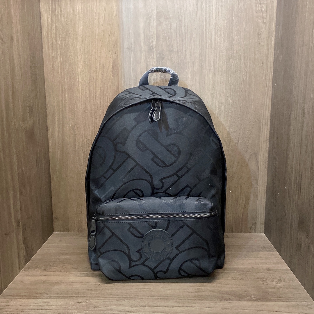 BURBERRY （バーバリー） バックパック 30*42CM-BRAND OFF