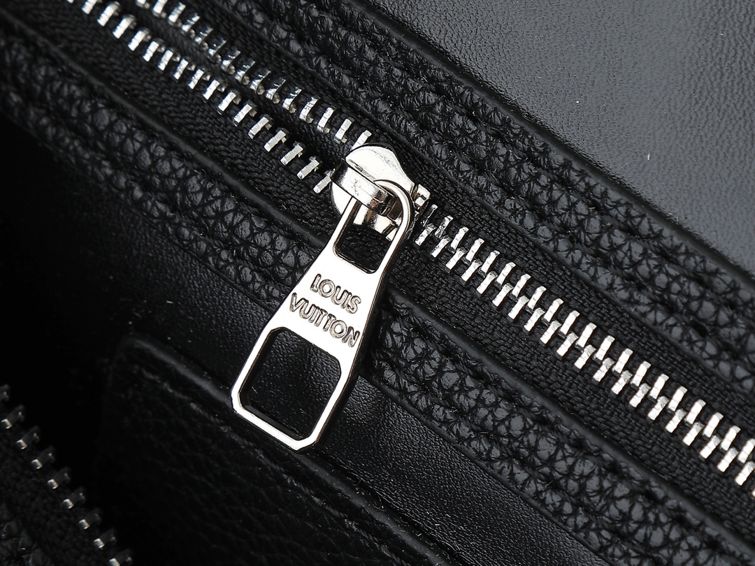 LOUIS VUITTON ルイヴィトン Speedy Soft 30 クロスボディバッグ-BRAND OFF