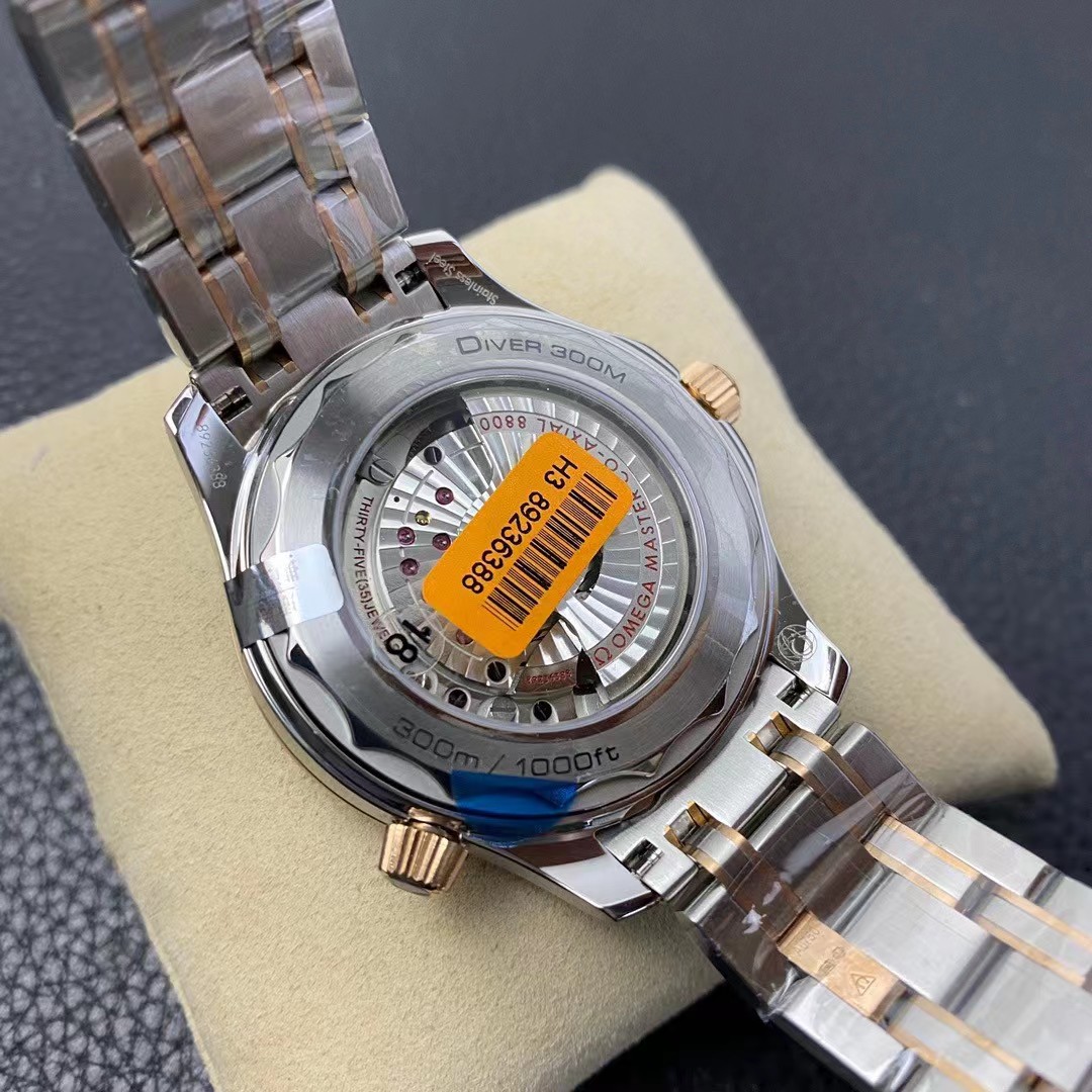 Omega Seamaster Diver 300M Co-Axial Master Chronometer 210.22.42.20.01.002-BRAND OFF